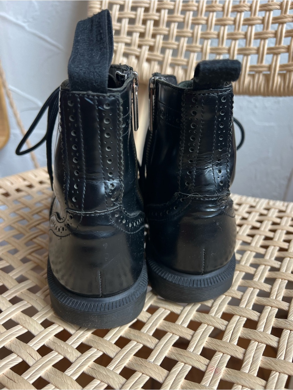 Dr. Martens Black Brogue Wingtip Ankle Boots Side Zip US 7 EU 38 - Picture 2 of 11